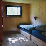 Les De Montbel, Nestled In Nature Montbel (Ariege)