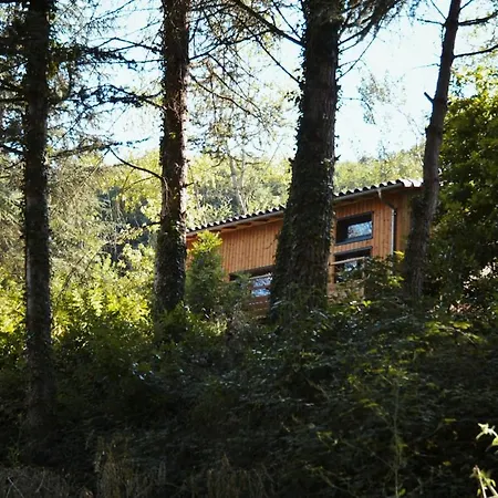 Les De Montbel, Nestled In Nature *