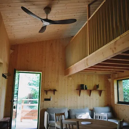 Les De Montbel, Nestled In Nature *